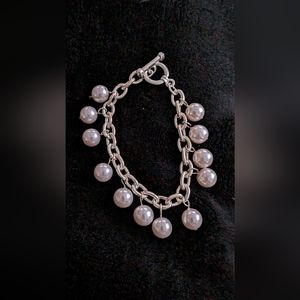 Silver Pearl Charm Bracelet.